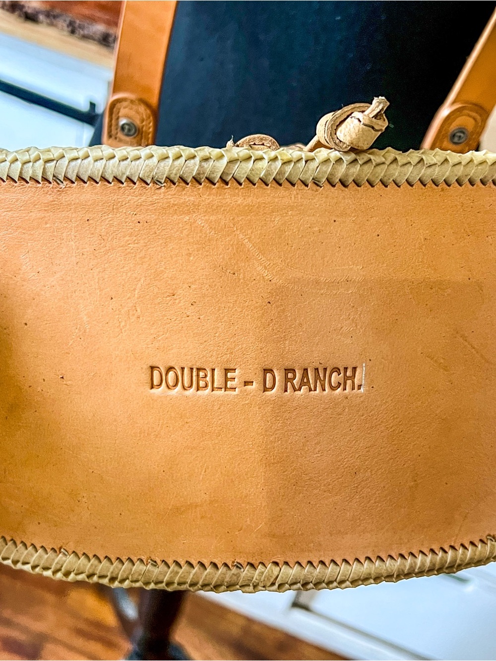 Double D Ranch Stirrup Crossbody with Dust Bag - Picture 7 of 16